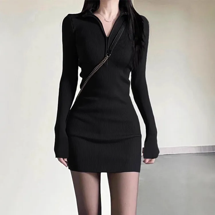 春季黑色显瘦冬季辣妹女短裙包臀裙子短款内搭高级性感后妈连衣裙