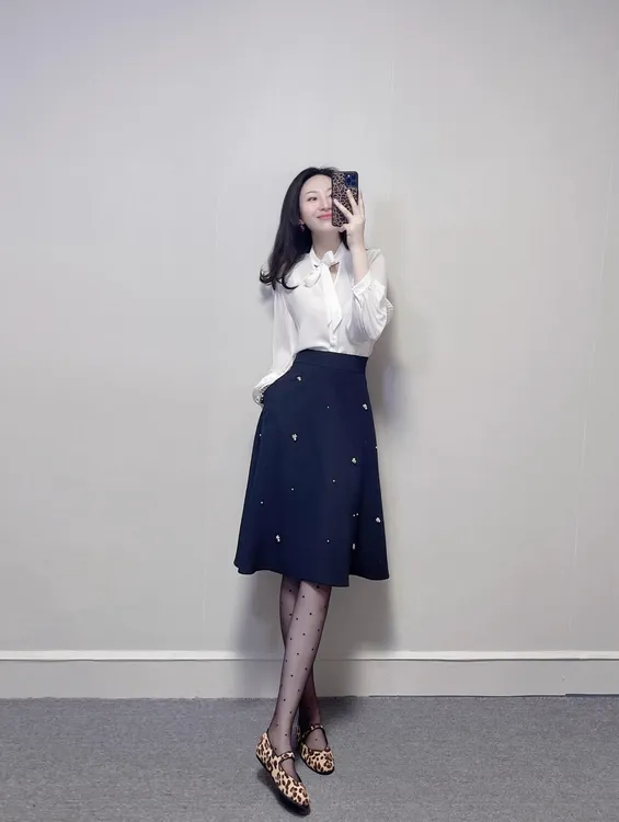 【珍珠女郎】韩系Ins风通勤白色衬衫减龄显瘦高腰大裙摆珍珠半身裙