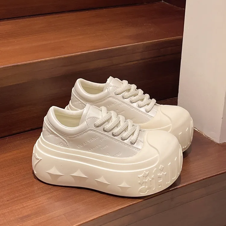 丑萌大头小白鞋女小个子增高厚底2025春夏季新款时尚休闲面包鞋潮