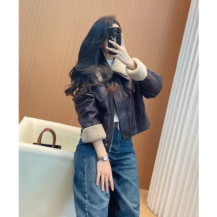 皮衣外套女款2025新款今年流行爆款洋气加绒加厚保暖欧货毛领冬款