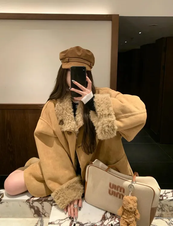 两穿皮毛一体羊羔毛机车服秋冬宽松加厚毛茸茸外套高级感保暖大衣