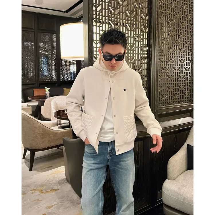 【新年战袍】蜜蜂老钱摇粒绒拼接棉格纹连帽提花高级感外套男装夹克