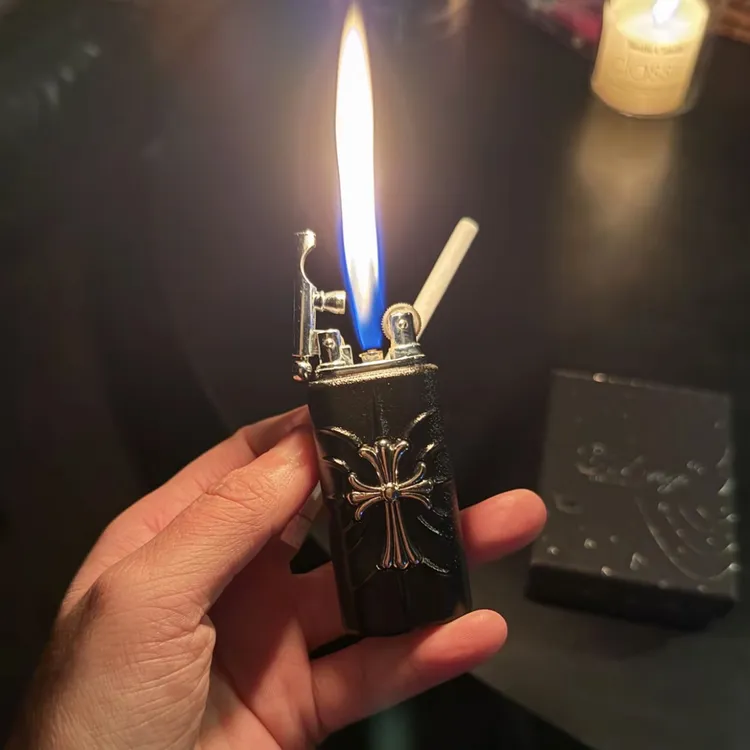 【专柜级】克罗镶嵌金属手感高级感十字架砂轮充气火机潮流送男友礼