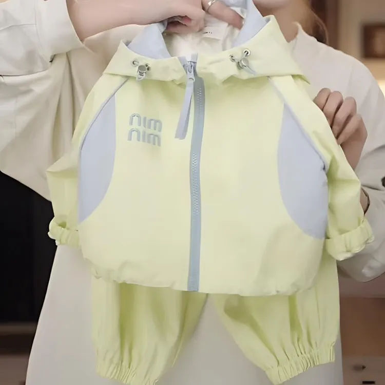 2025春季新款高级感套装男女童春秋休闲连帽上衣休闲裤外套男童