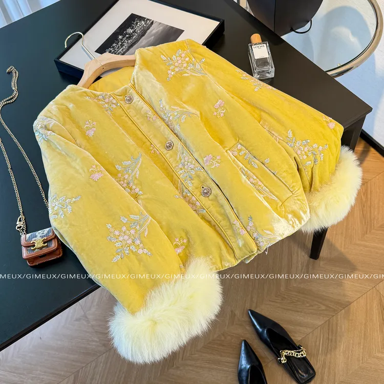 新中式气质刺绣花朵丝绒羽绒服女2025冬季国风毛袖口加厚保暖外套