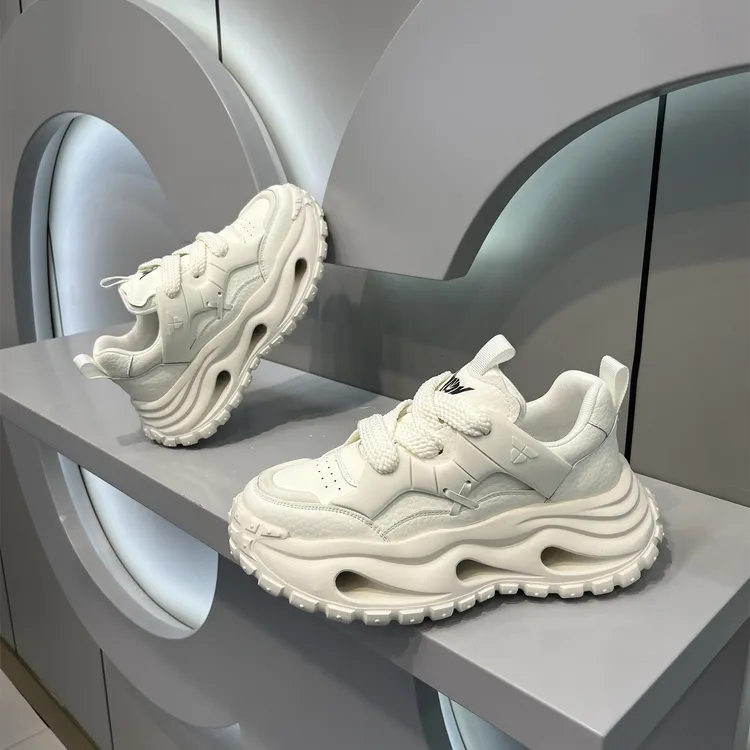 欧洲站黑武士男鞋2025冬季新款厚底时尚休闲运动百搭潮牌老爹鞋子