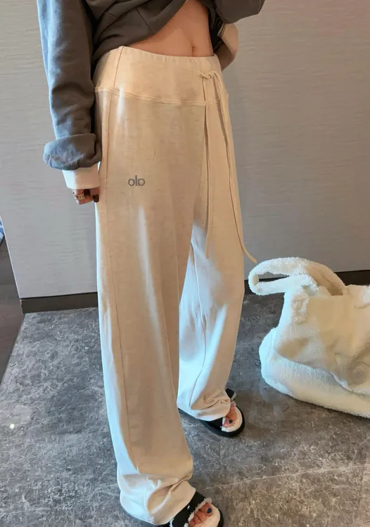 Alo巨巨好穿！站着就是纸片腰慵懒松弛垂感秋冬款休闲抖抖裤直筒裤