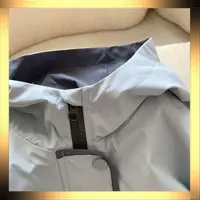 男童冲锋衣洋气外套宝宝春季薄新款连帽夹克上衣男童春装新款风衣