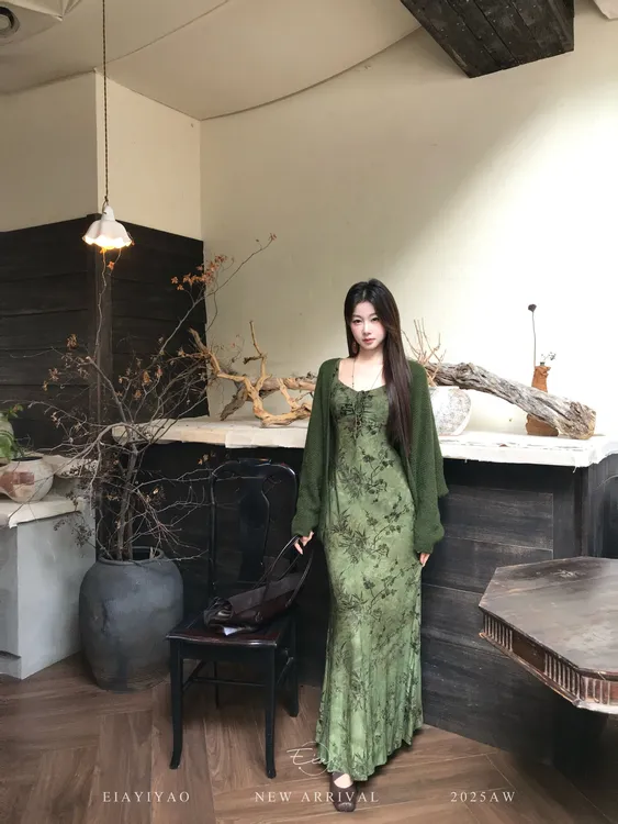 EIA一尧【佳人幽梦】清冷禅意复古植绒连衣裙女气质慵懒显瘦鱼尾裙