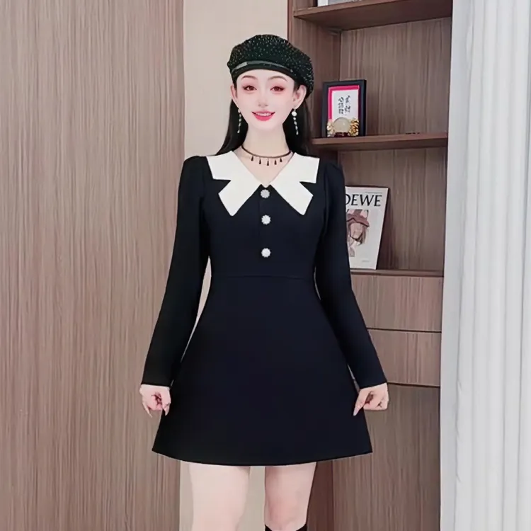 3809翻领娃娃领连衣裙撞色秋冬时尚韩系减龄连衣裙通勤气质连衣裙