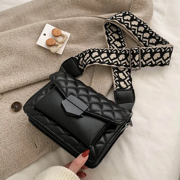 法国小众时尚菱格包包女2022新款潮韩版单肩网红高级感洋气斜挎包