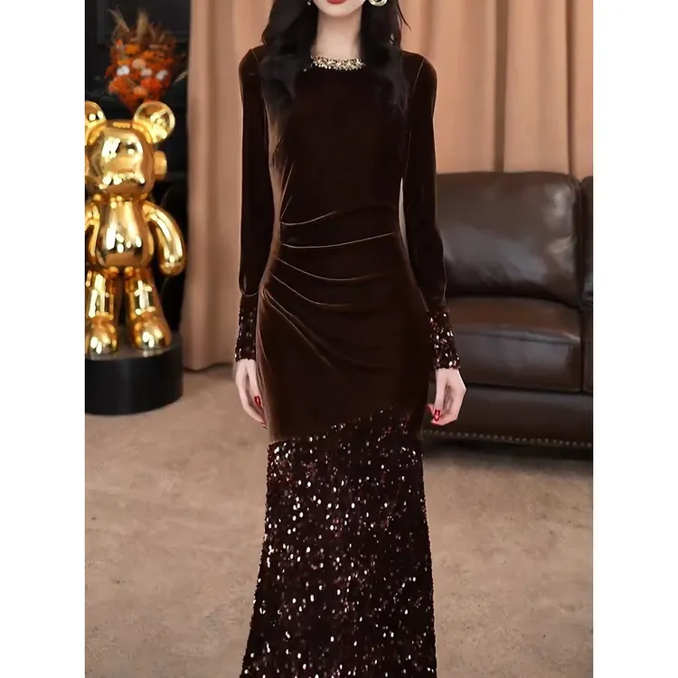 轻奢时髦优雅贵气丝绒连衣裙女2026春季新款亮片拼接收腰气质裙子