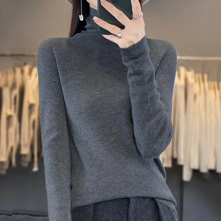 杜拉妮2025新款绒毛内搭打底衫女修身高领秋冬针织衫洋气紧身毛衣