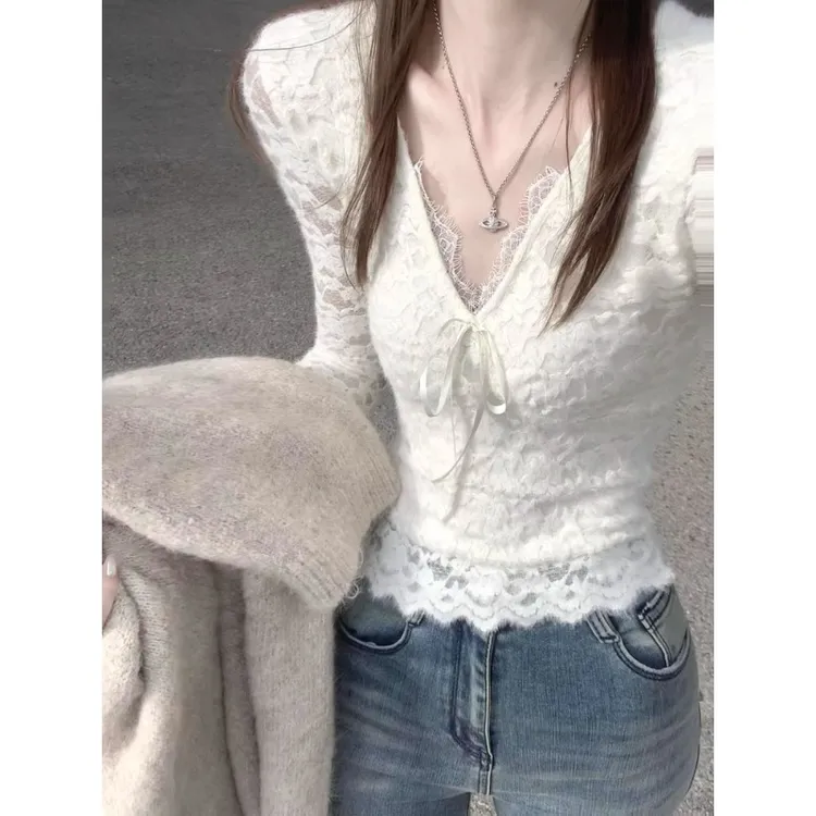 秋冬加厚磨毛V领蕾丝打底衫女春秋叠穿皮草内搭小衫独特漂亮上衣