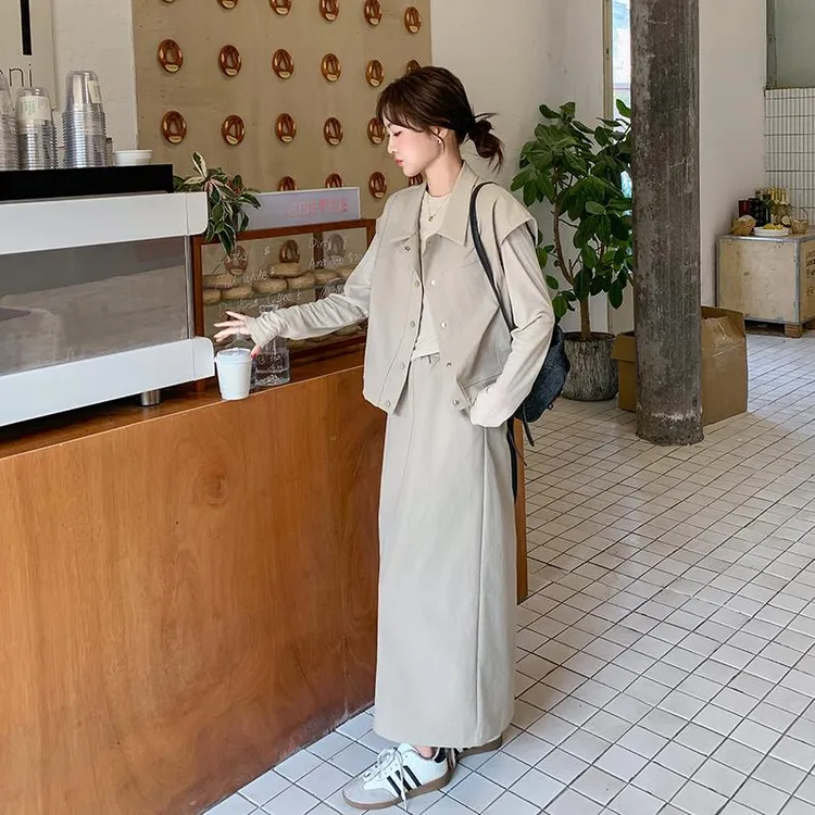高级感工装马甲打底衫半身裙套装女2025超火新款氛围感穿搭三件套