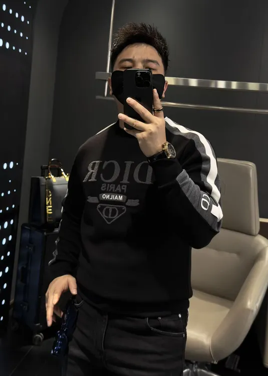 【马哥严选】2025秋季新款百搭休闲风男士潮流高奢字母刺绣圆领卫衣