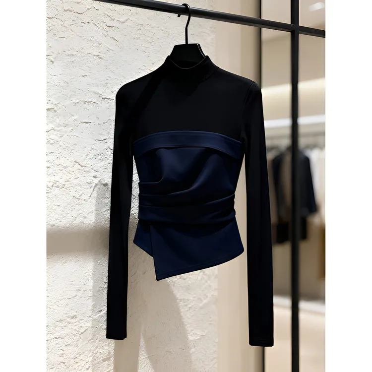 2025冬时尚洋气超好看轻奢小众不撞款高端精致内搭撞色假两件上衣