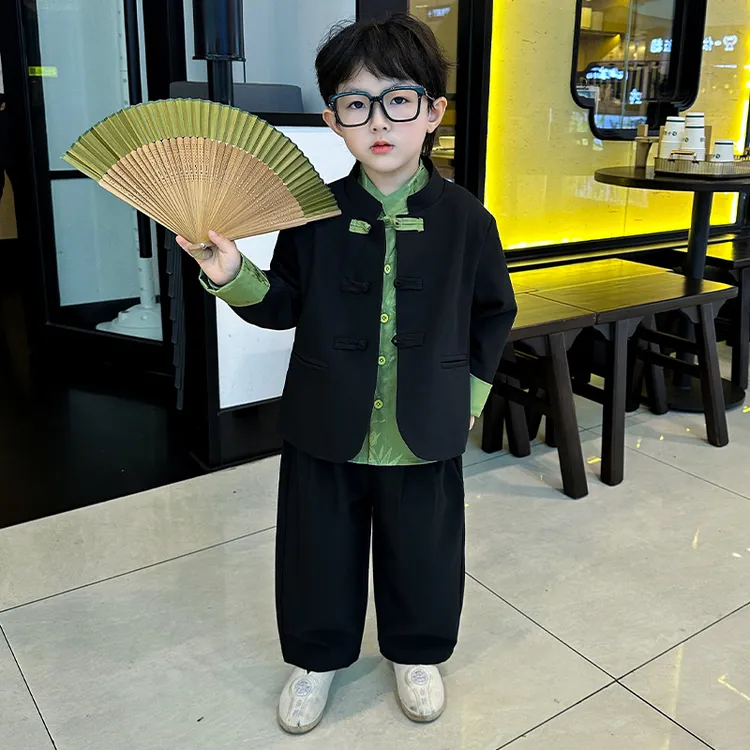 新中式儿童西装套装2025新款休闲西服国风男孩模特时尚走秀演出服