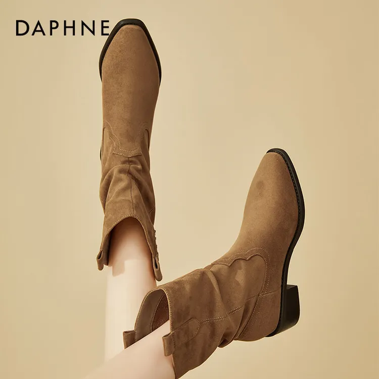 达芙妮西部牛仔靴女秋季2025新款尖头粗跟短靴堆堆靴新疆旅游靴子