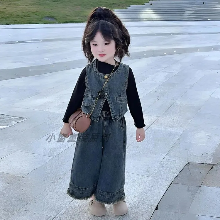 女童套装2025新款春秋季儿童时髦牛仔马甲阔腿裤打底衫三件套洋气