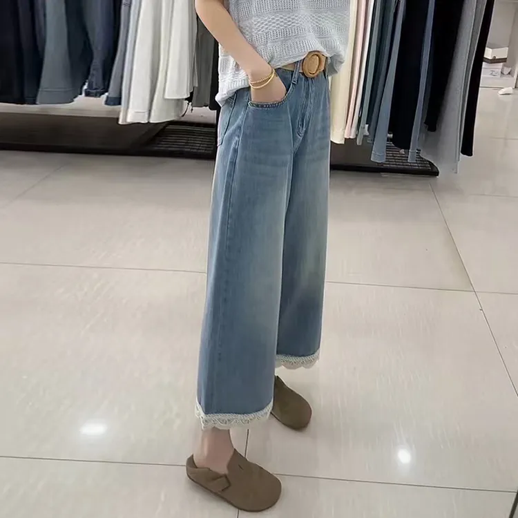 蕾丝拼接宽松直筒牛仔裤女夏季新款大码女装高腰显瘦八分阔腿裤子