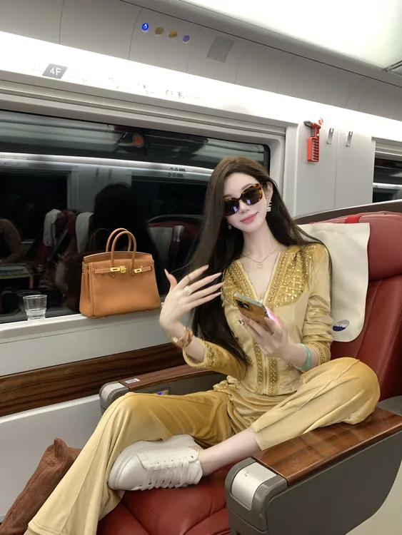 【雅乔定制】纽约街头 时尚运动休闲丝绒套装女两件套DYZY-25087742