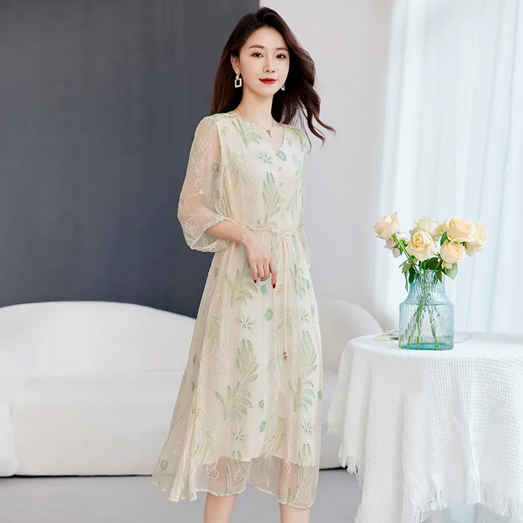 水墨佳人夏季新款100%桑蚕丝刺绣连衣裙82599208