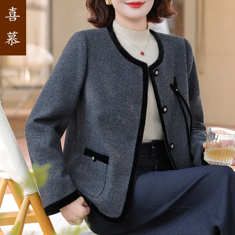 中年妈妈秋装小香风上衣服2025新款中老年女装春秋贵夫人品牌外套