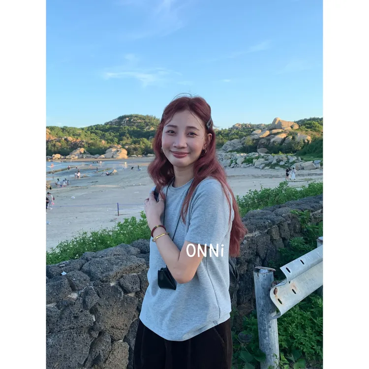ONNI纯色短袖简约宽松休闲套头圆领磨毛T恤女新款百搭打底衫#808