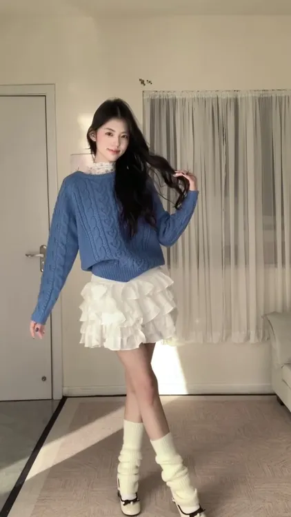 【星落蓝屿】韩系甜美气质碎花打底衫蓝色毛衣白色蛋糕半身裙套装