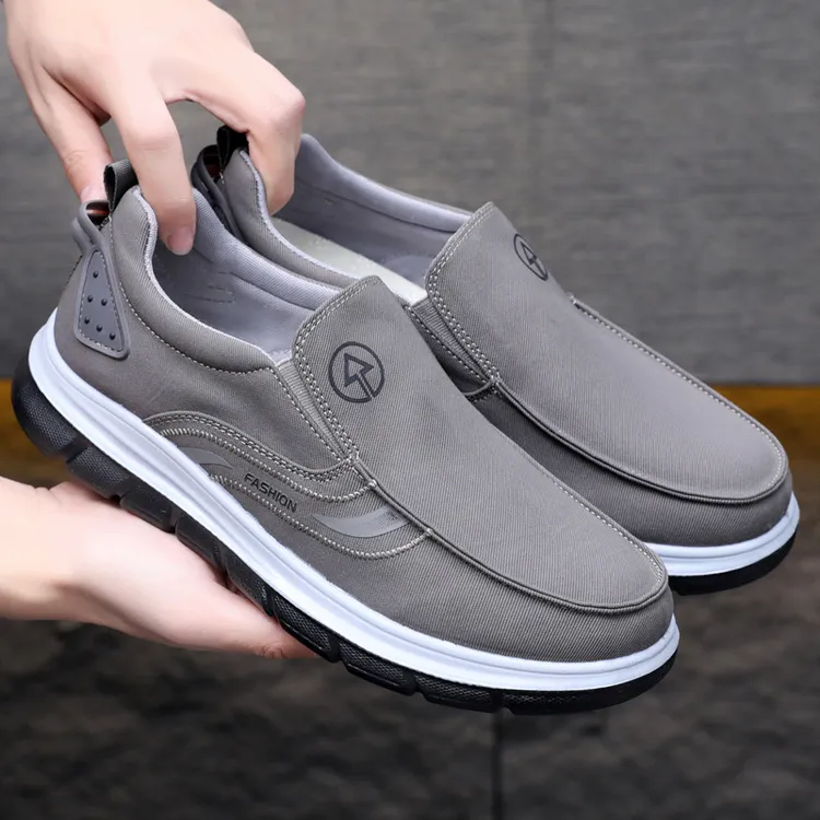 男士布鞋2025新款透气一脚蹬休闲老北京布鞋防滑软底开车鞋爸爸鞋