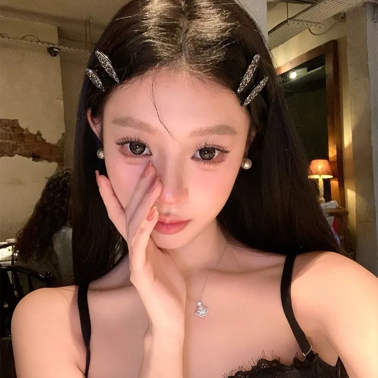 韩系-满天星闪钻高级轻奢感小发夹女侧边夹刘海碎发夹鸭嘴夹头饰