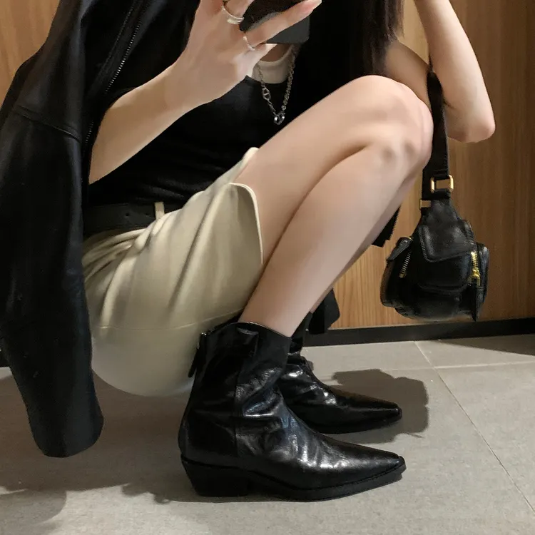 羊皮版~尖头V口西部靴女切尔西靴法式复古褶皱瘦瘦靴粗跟短靴子