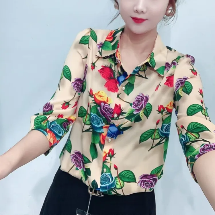 立体花显瘦小衫法式夏季女士衬衣T桖减龄缎面气质洋气新款七分袖