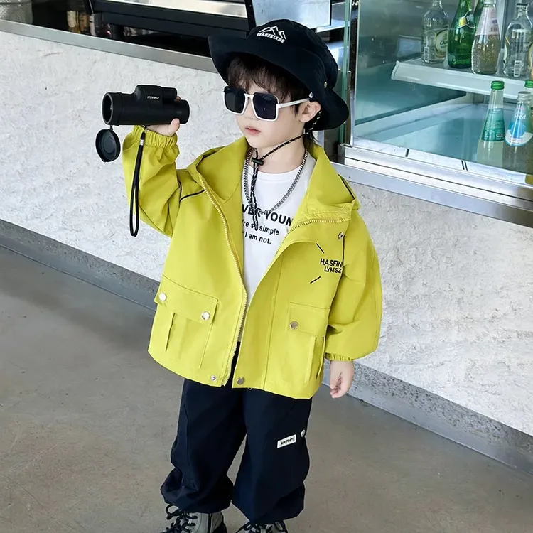 秋季新款男童外套夹克衫男童帅气外套宝宝韩版休闲时尚高端冲锋衣