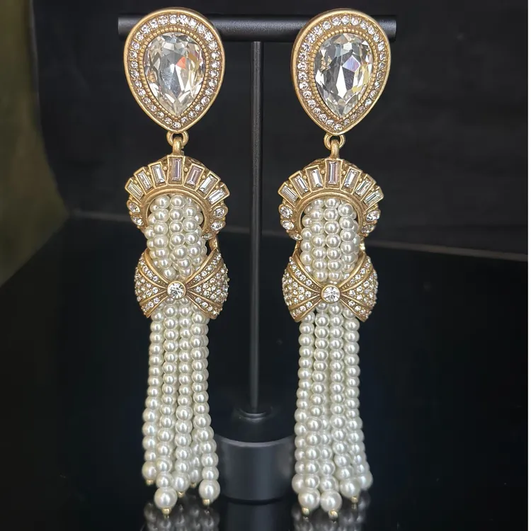 锌合金仿珍珠耳饰 长款流苏珍珠扫肩做旧金镶钻气质优雅百搭耳针