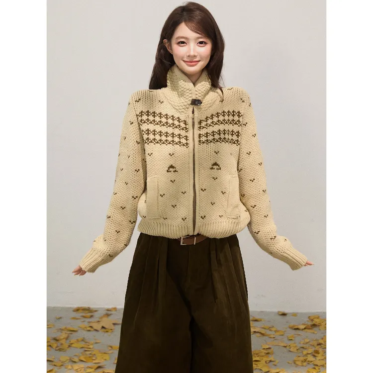 谢不肉 高领提花宽松拉链长袖毛衣女秋季韩版休闲设计感上衣50549