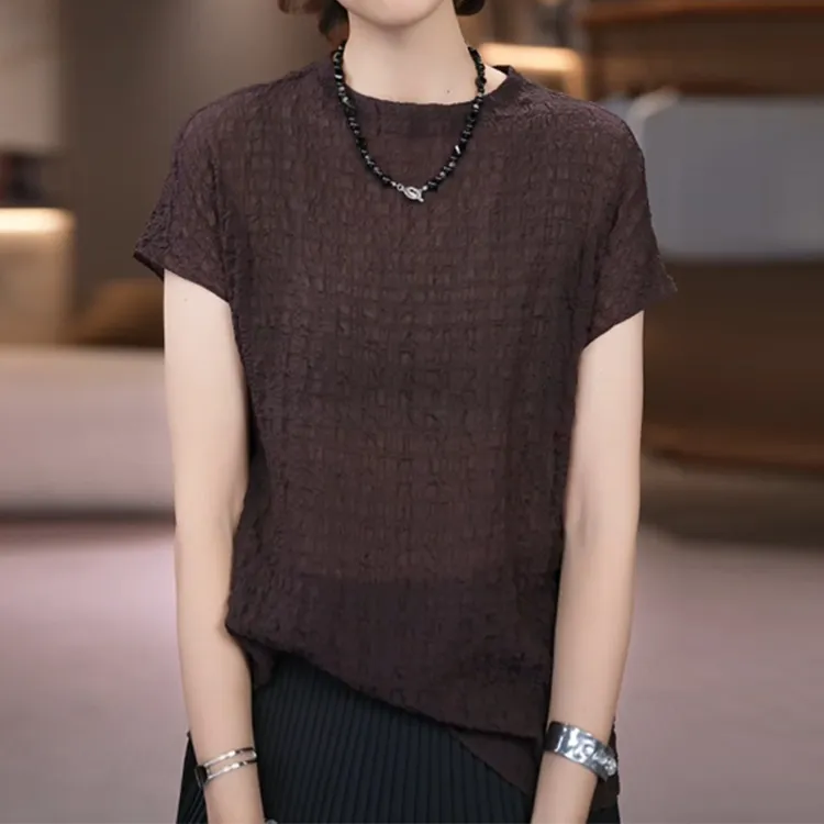 韩系轻奢凹凸褶皱弹力小衫女新款轻薄透气松弛慵懒显瘦圆领上衣夏