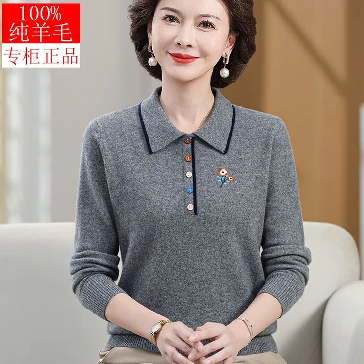 妈妈新款秋冬翻领100纯羊毛针织衫长袖中老年女洋气上衣宽松毛衣