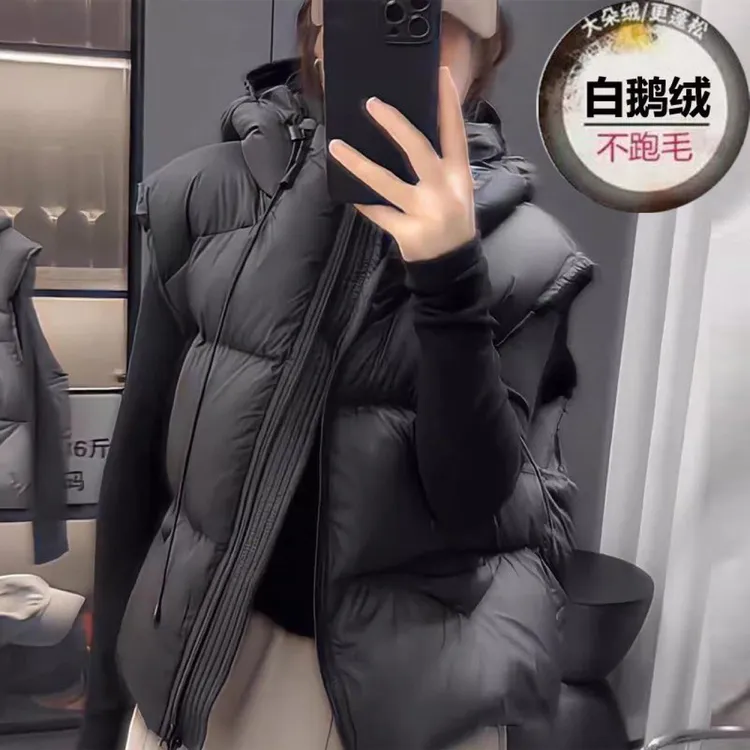 马甲鹅绒女短款连帽冬季新款2025宽松白鹅绒小个子背心坎肩外套女