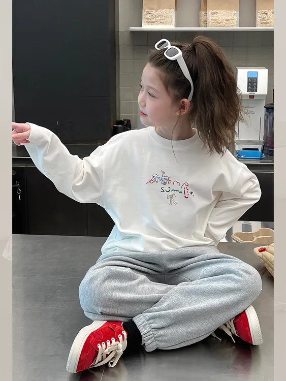 女童宽松长袖白T恤儿童洋气韩版打底衫中大童装上衣2025春秋新款