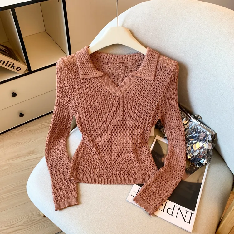 早秋设计感粗针镂空长袖针织衫女2025新款polo领显瘦上衣老钱风衣