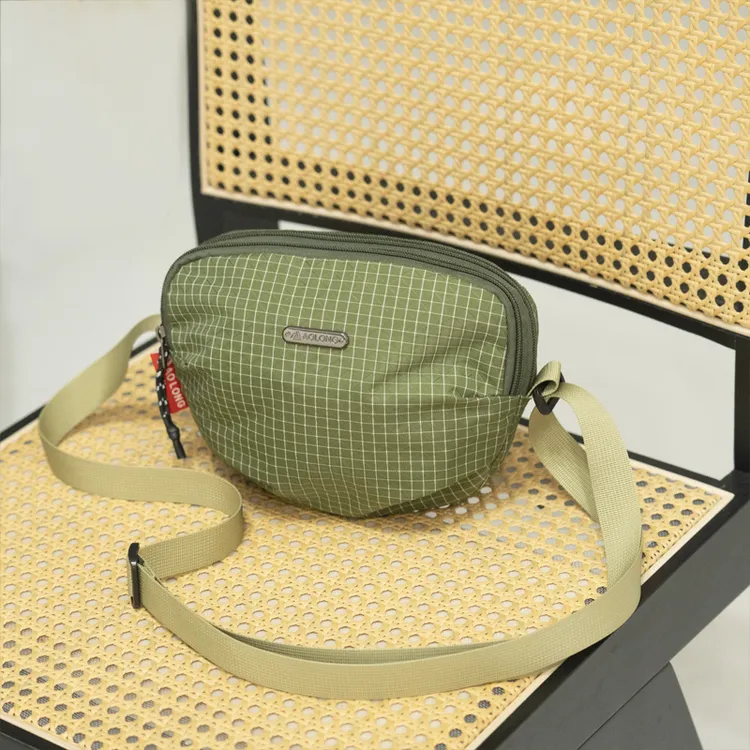 2025新款潮流格子斜挎包女款休闲运动贝壳包格纹便携单肩斜挎包