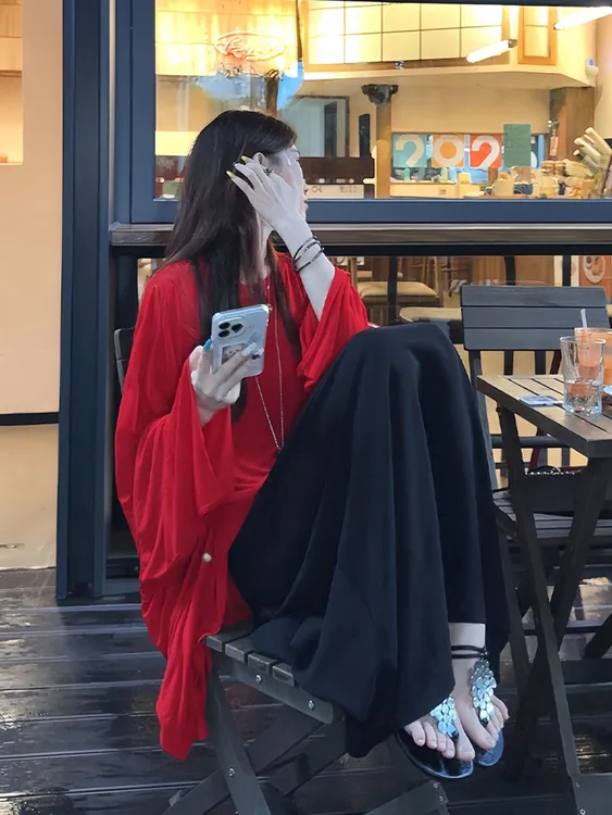 巨好看的夏装一整套慵懒松弛感穿搭独特漂亮红色上衣阔腿裤套装女