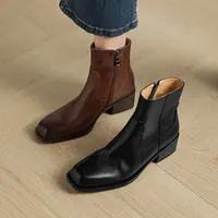 【跟高5公分】【尺码34-40】新款秋冬百搭真皮方头粗跟短筒女靴