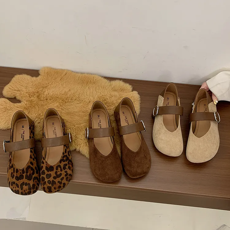 秋冬百搭韩版防脏浅口玛丽珍复古风增高单鞋豹纹平跟