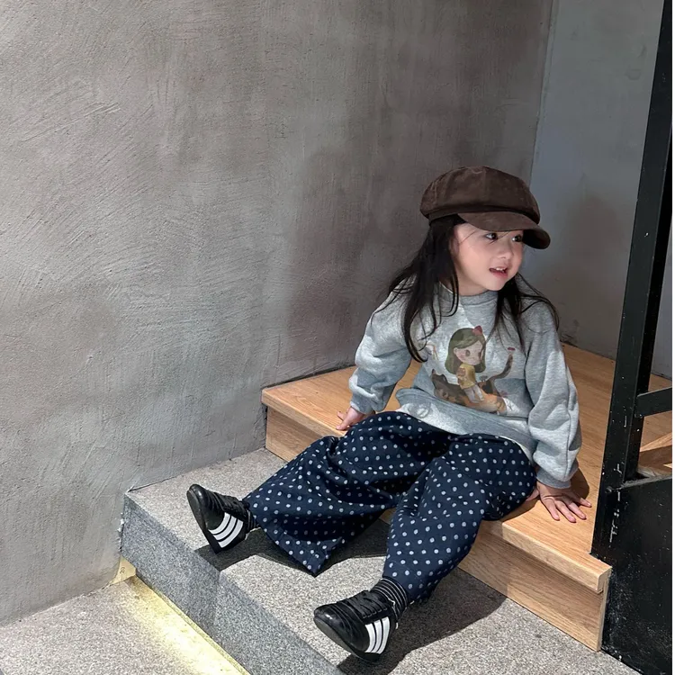 壹妈套装韩版秋季休闲风卡通灰色卫衣打底衫女童蓝色波点牛仔裤