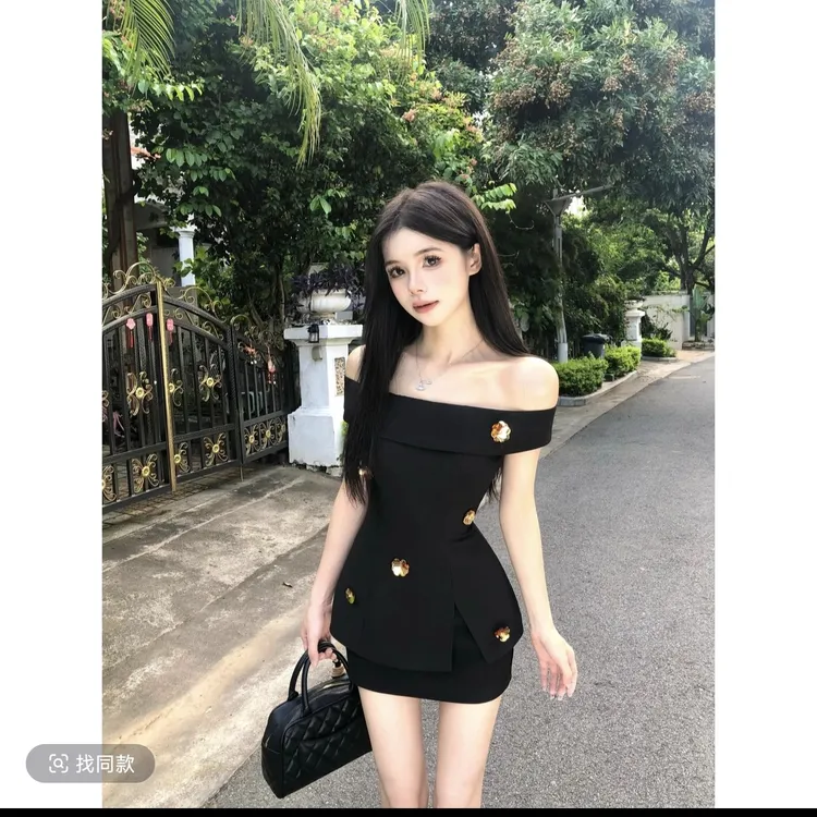2025夏季穿搭法式立体花朵设计感一字肩黑色上衣高腰半裙两件套装