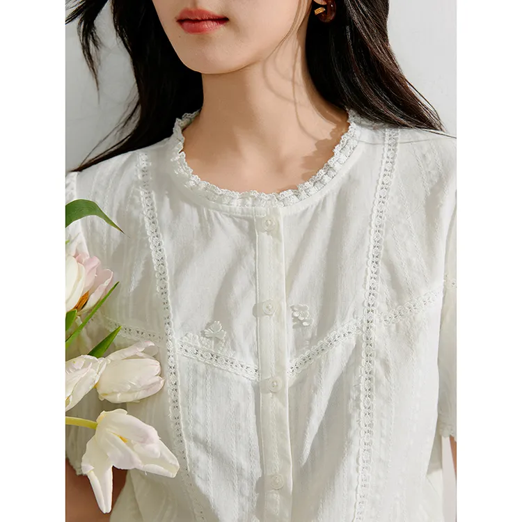 【茵曼服装】茵曼法式碎花衬衣印花荷叶边圆领短袖衬衫18525725C