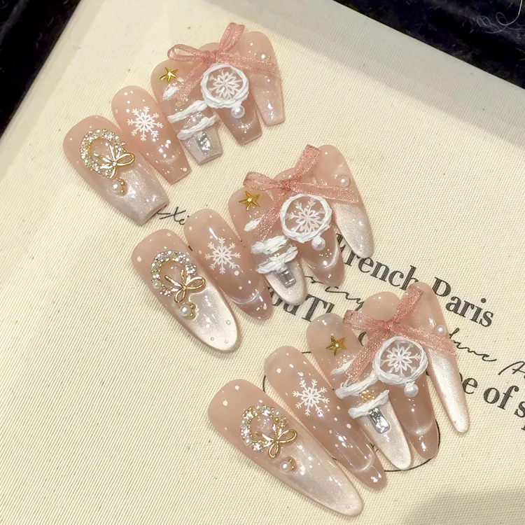 圣诞水晶球氛围冬季雪花法式气质猫眼高级纯欲长款穿戴甲